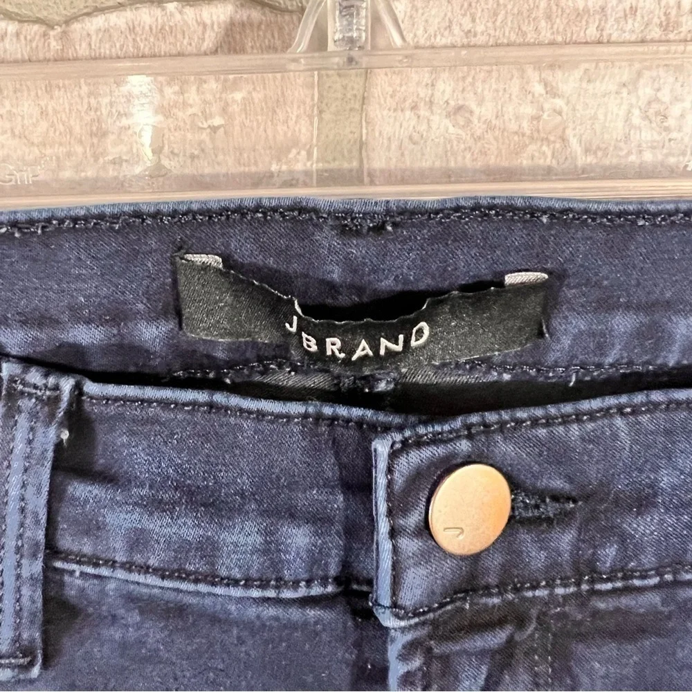 J Brand Capri Skinny Jeans in Atmosphere Wash Size 28